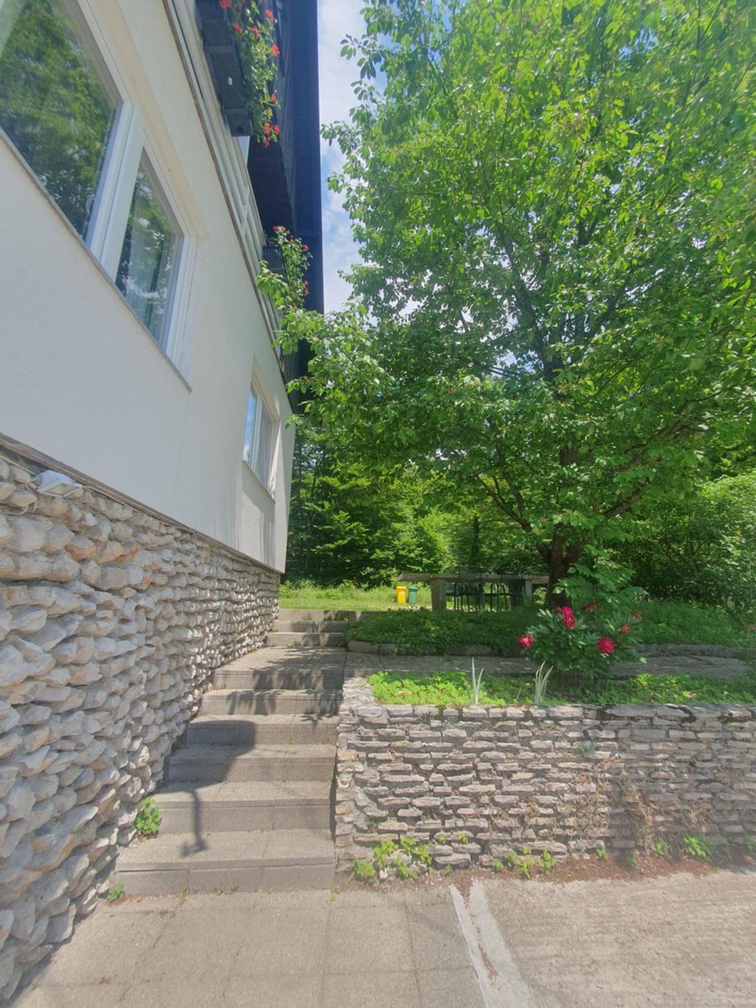 Guesthouse Nikola Плитвицкие озёра Экстерьер фото