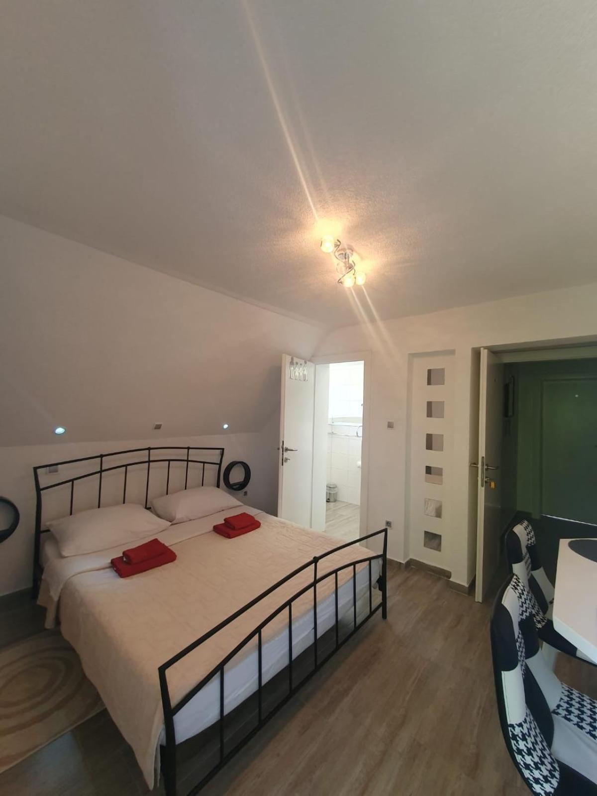 Guesthouse Nikola Плитвицкие озёра Экстерьер фото